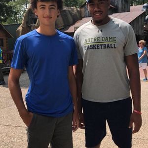 Meet your Posher, Carson